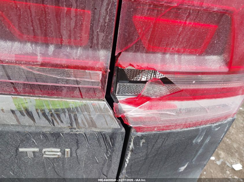 2018 Volkswagen Atlas 2.0T S VIN: 1V2AP2CA7JC531582 Lot: 44400548