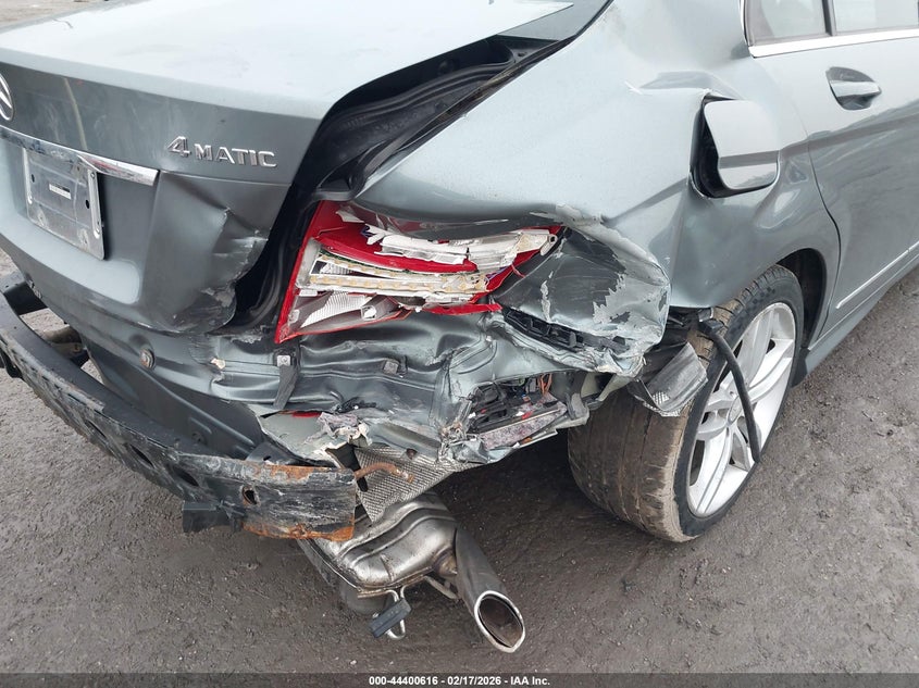 2012 Mercedes-Benz C 300 Sport 4Matic VIN: WDDGF8BB9CF913941 Lot: 44400616