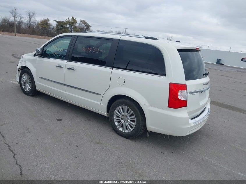 Vin: 2c4rc1ggxdr607235, lot: 44897221, chrysler town & country limited 20133