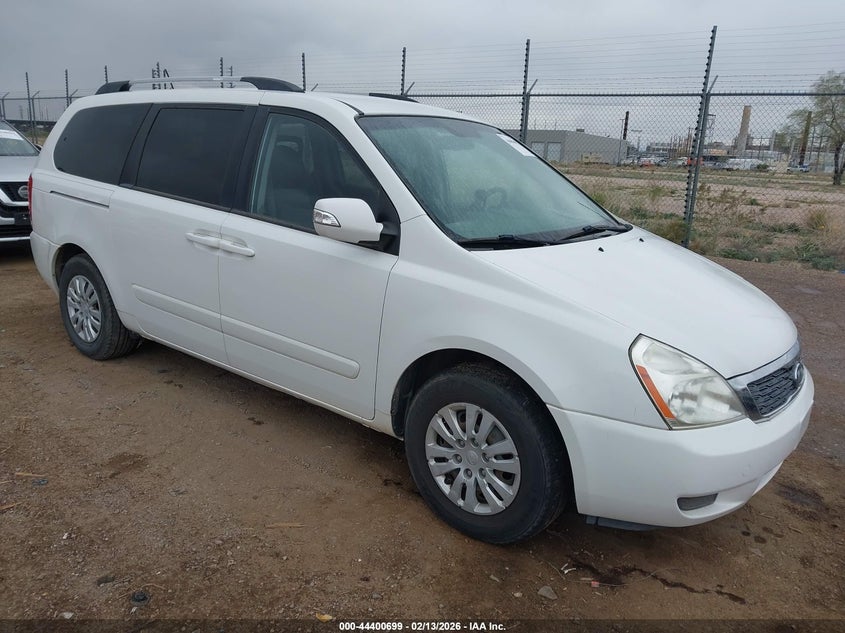 2011 Kia Sedona Lx