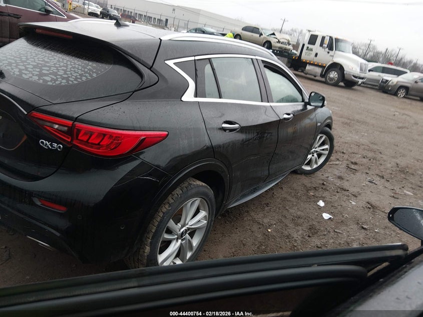 2017 Infiniti Qx30 Premium