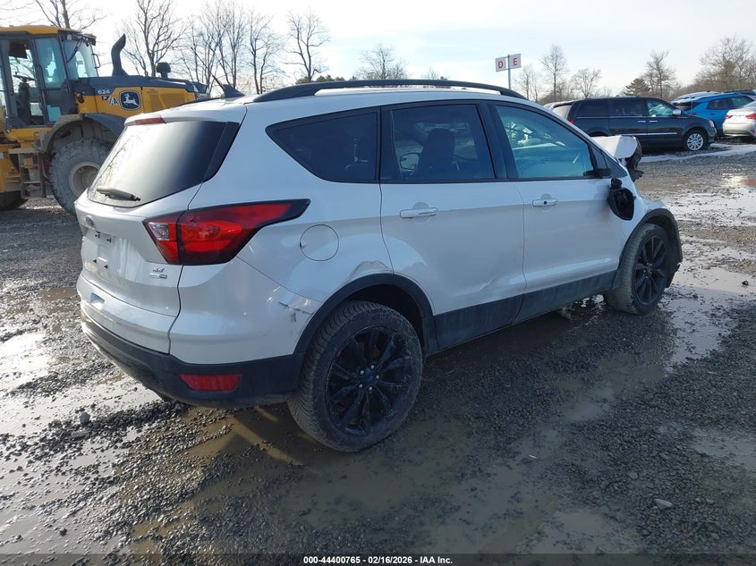 2019 Ford Escape Se
