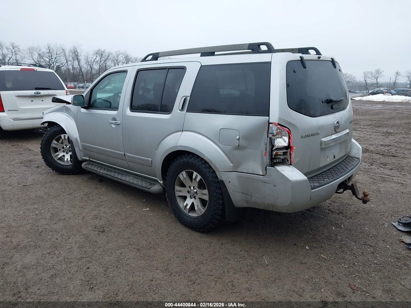 2012 Nissan Pathfinder Silver