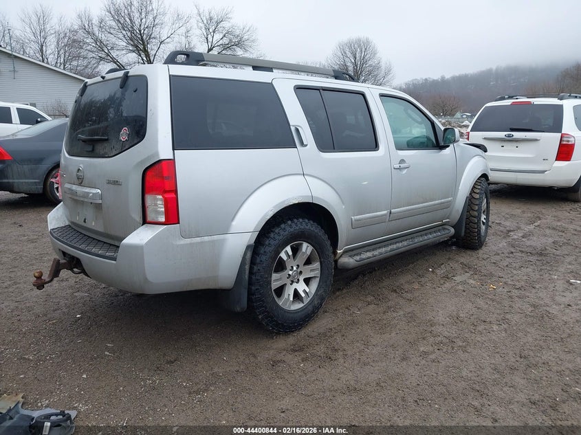 2012 Nissan Pathfinder Silver