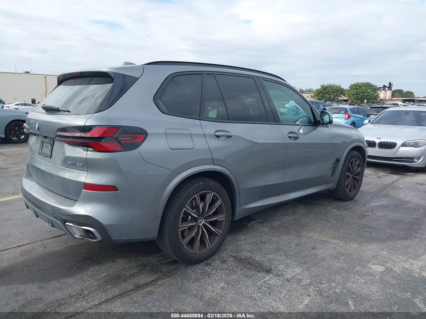2025 BMW X5 xDrive40I