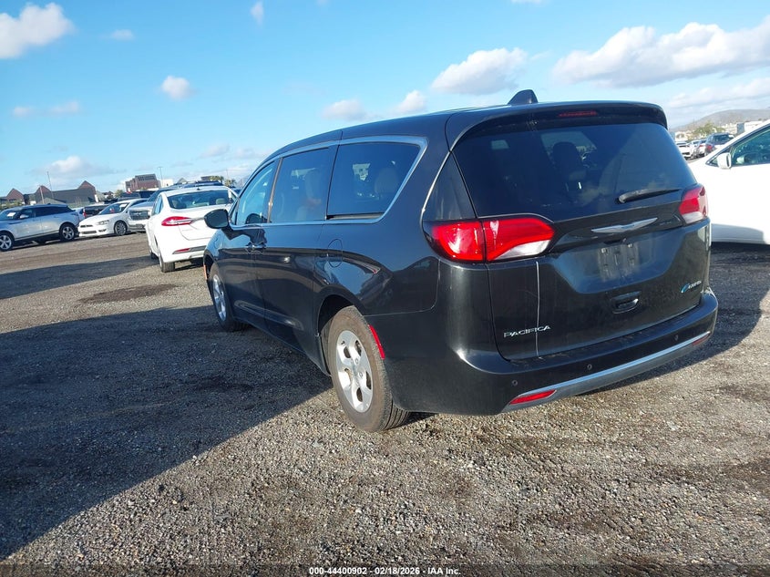 2018 Chrysler Pacifica Hybrid Touring Plus