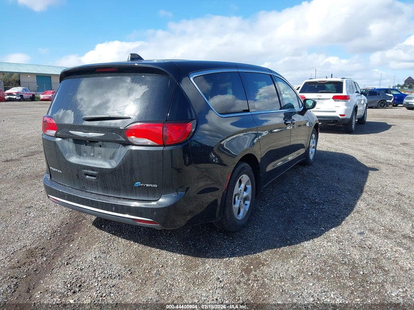 2018 Chrysler Pacifica Hybrid Touring Plus