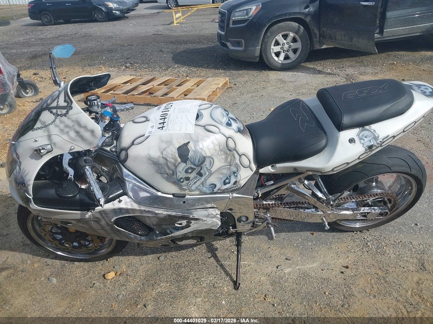 2001 Suzuki Gsx-R1000 VIN: JS1GT74A912106108 Lot: 44401029