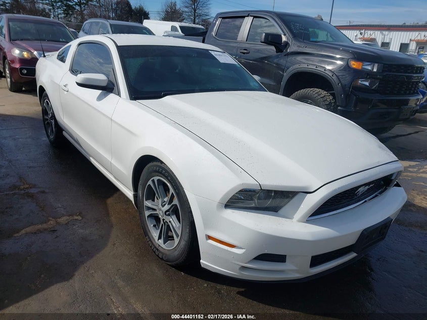 2013 Ford Mustang V6 Premium