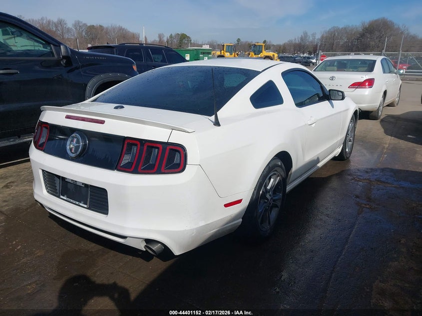 2013 Ford Mustang V6 Premium