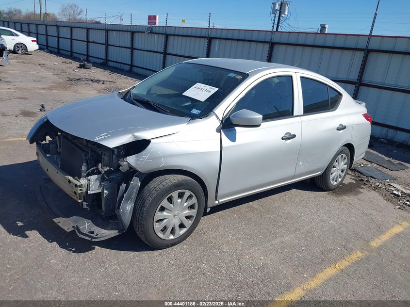 2018 Nissan Versa 1.6 S+