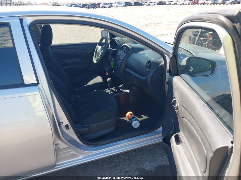 2018 Nissan Versa 1.6 S+