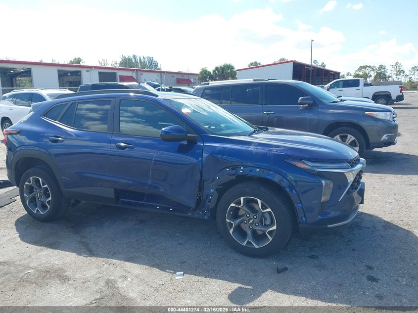 2024 CHEVROLET TRAX FWD LT