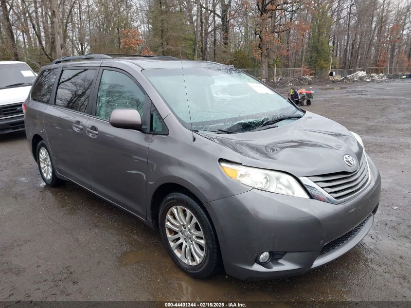 2014 Toyota Sienna Xle V6 8 Passenger