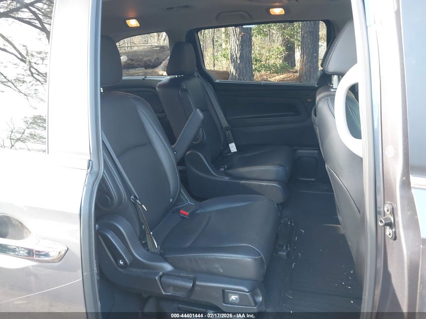 2023 HONDA ODYSSEY auction photo 8