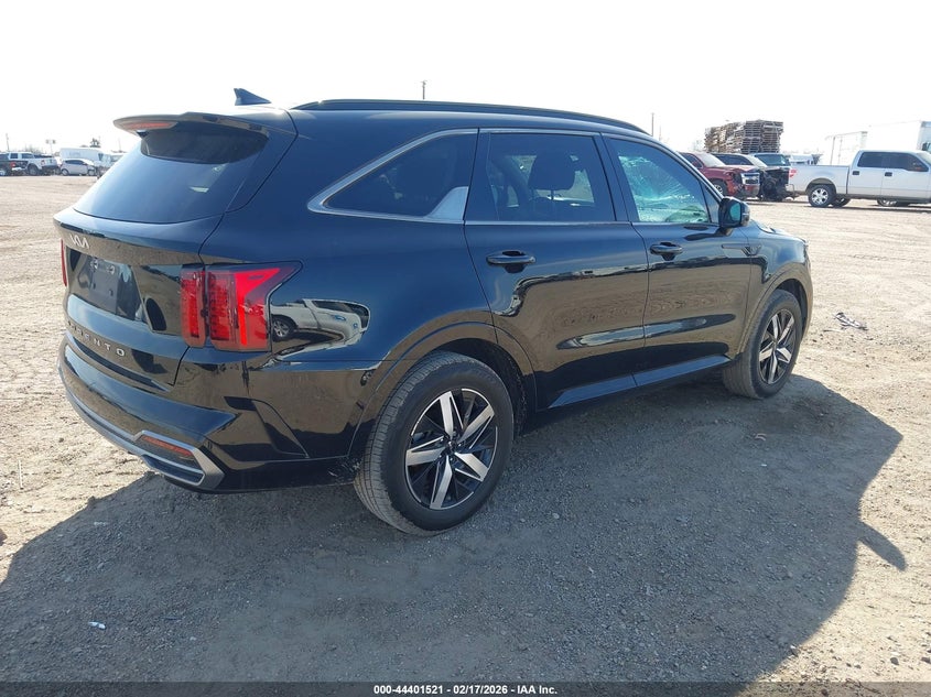 VIN 5XYRL4LCXNG102337 2022 KIA SORENTO S