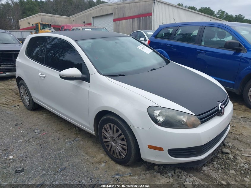 2013 Volkswagen Golf 2.5L 2-Door