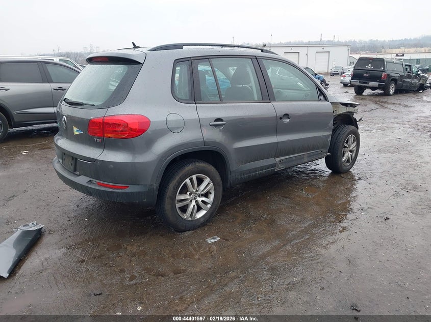 2016 Volkswagen Tiguan S
