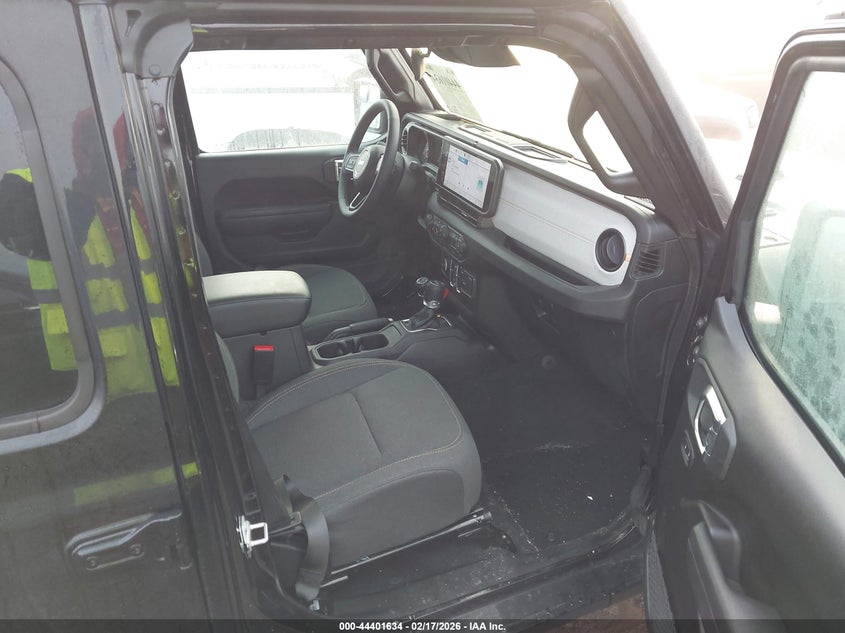 2025 Jeep Wrangler 4-Door Summit 4X4