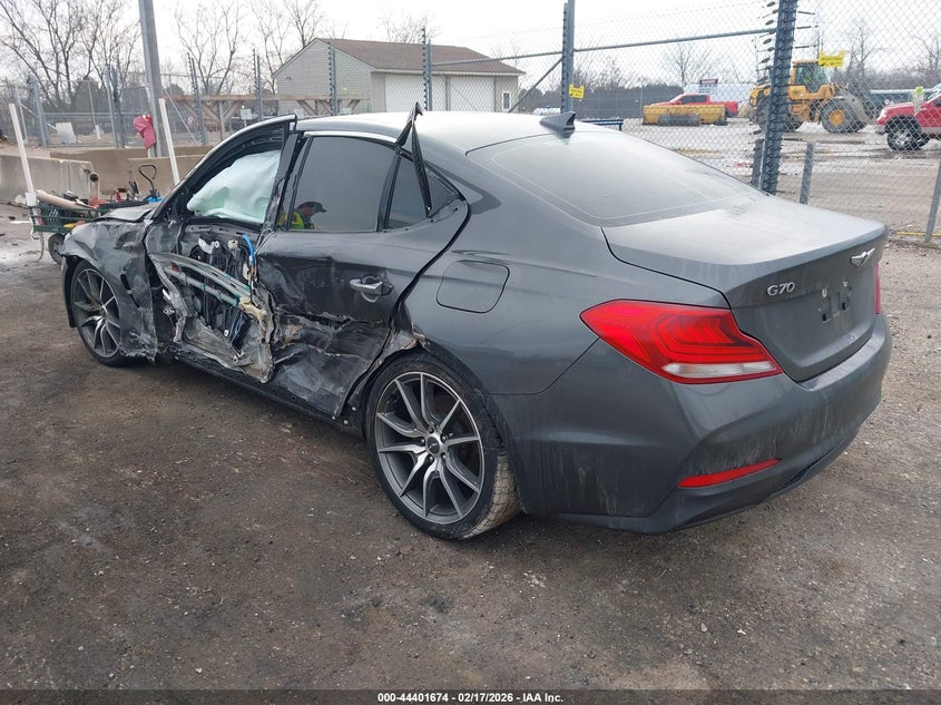2020 Genesis G70 2.0T Rwd