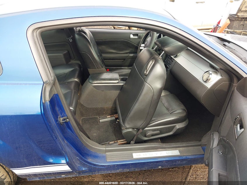 2006 Ford Mustang V6