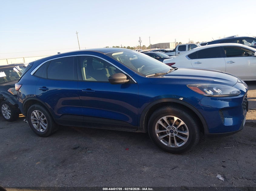 2022 Ford Escape Se VIN: 1FMCU9G67NUA59347 Lot: 44401709