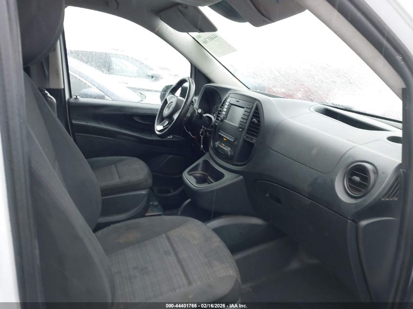 2016 Mercedes-Benz Metris