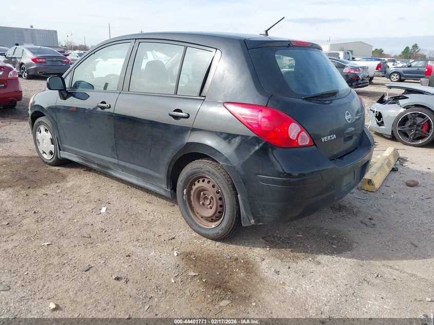 2009 Nissan Versa 1.8S