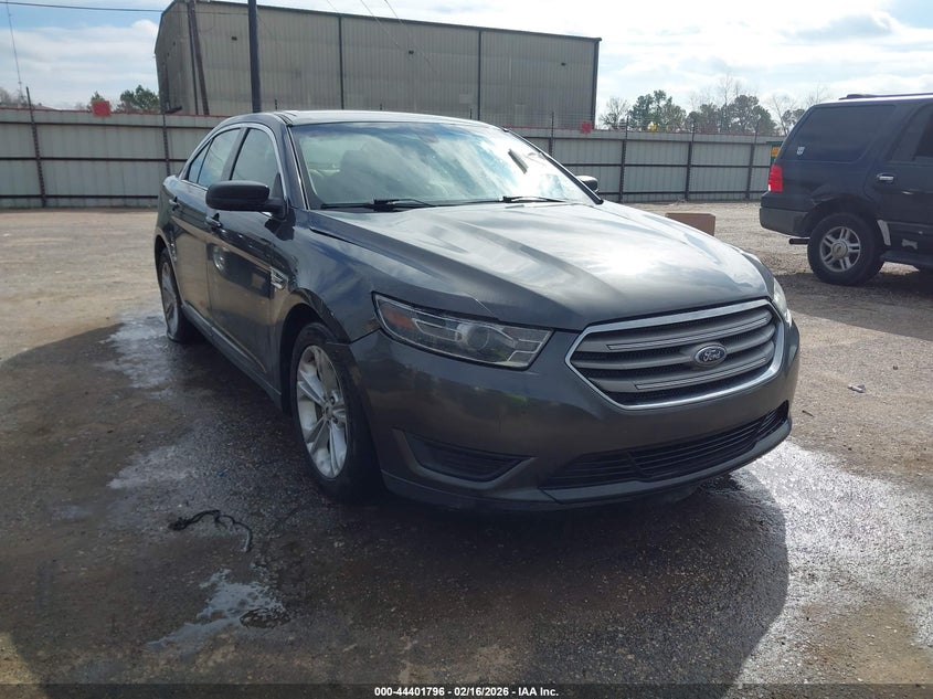 2018 Ford Taurus Se