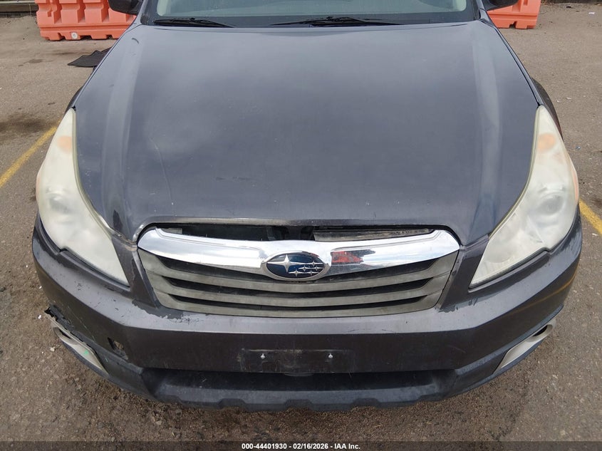 2010 Subaru Outback 2.5I Premium VIN: 4S4BRBCC2A3349236 Lot: 44401930