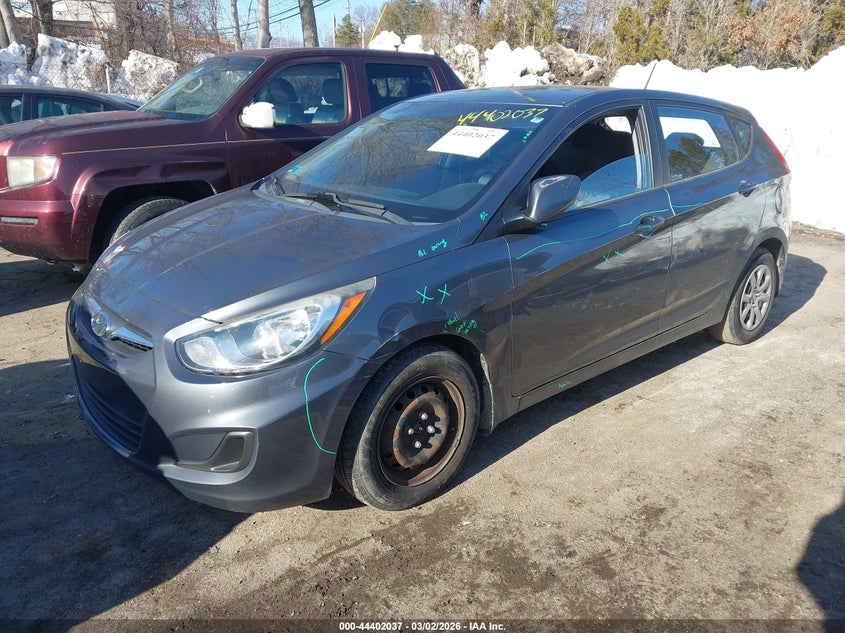 2012 Hyundai Accent Gs