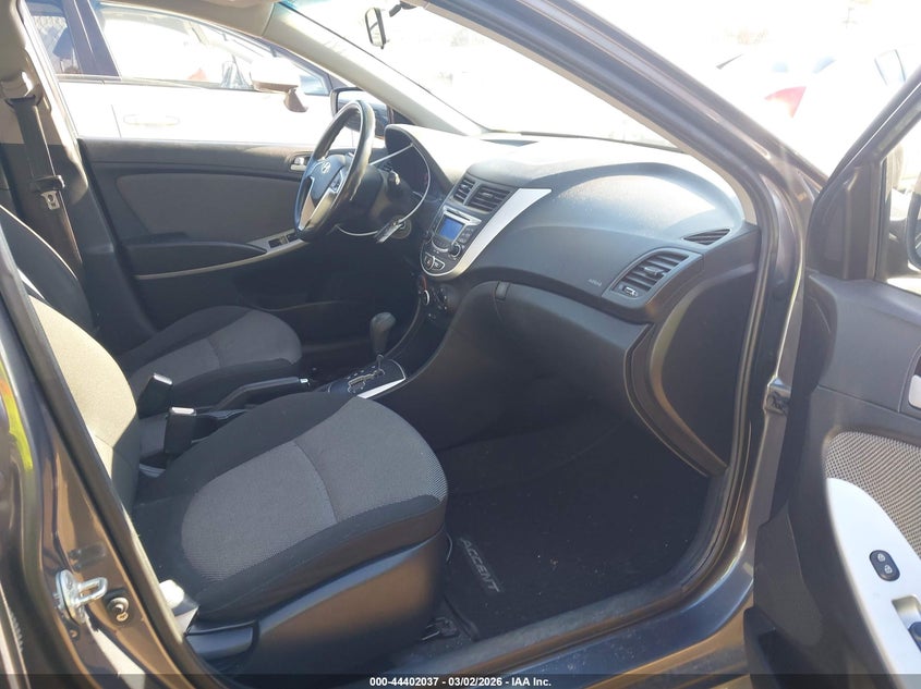 2012 Hyundai Accent Gs