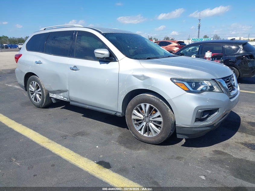 2019 Nissan Pathfinder Sl