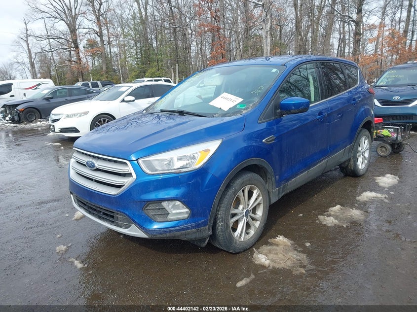VIN 1FMCU0GD7KUA13054 2019 FORD ESCAPE SE