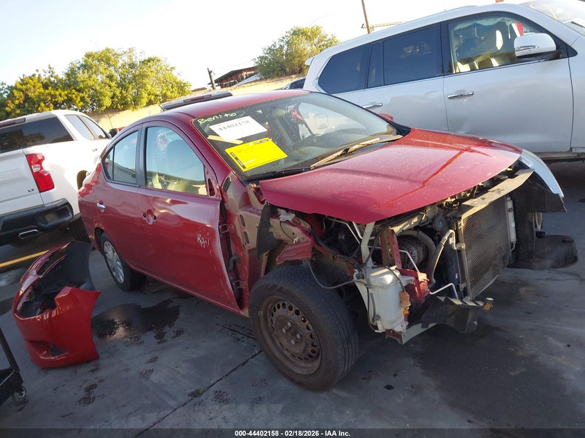 2015 Nissan Versa 1.6 Sv
