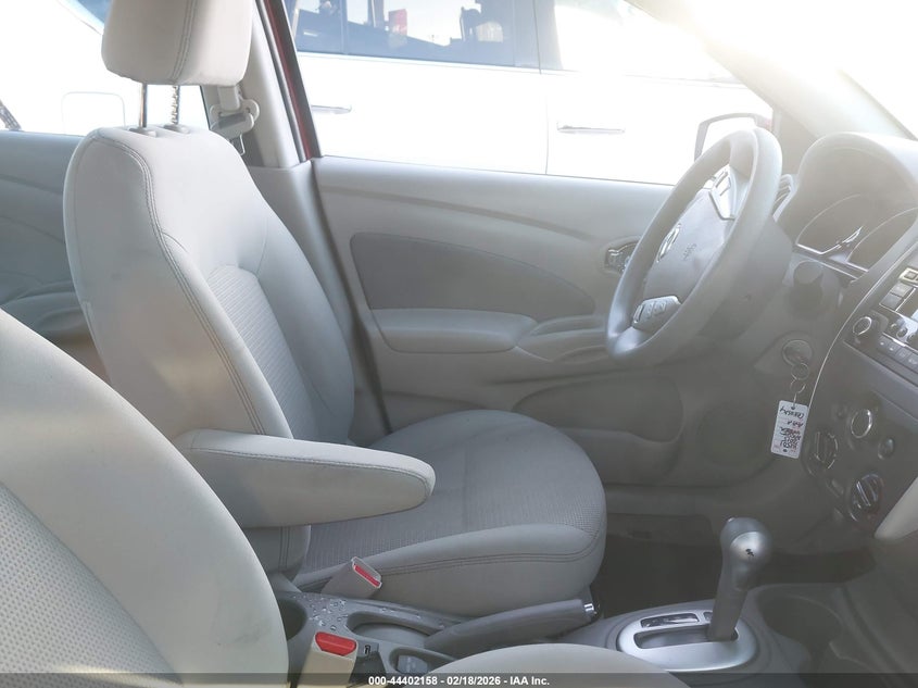 2015 Nissan Versa 1.6 Sv