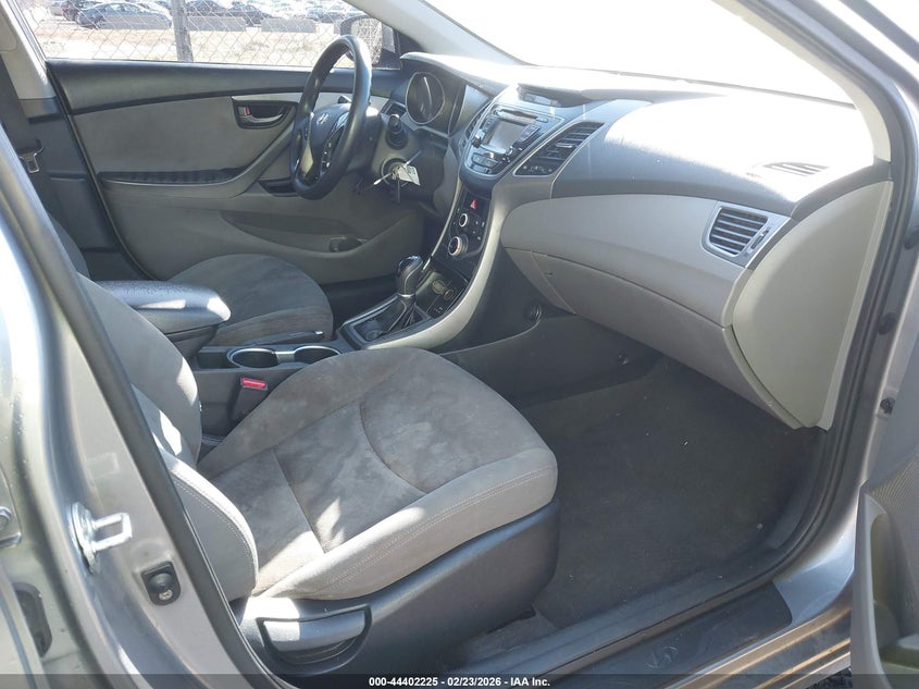 2015 Hyundai Elantra Se