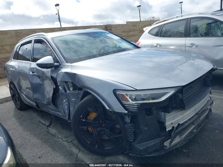 2022 Audi E-Tron Premium Quattro VIN: WA1AAAGE6NB020459 Lot: 44402367