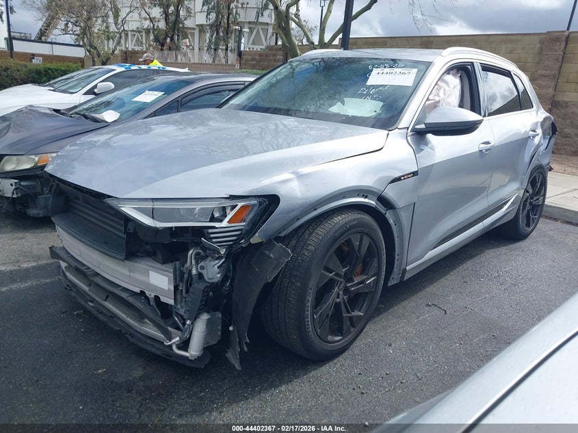 2022 Audi E-Tron Premium Quattro