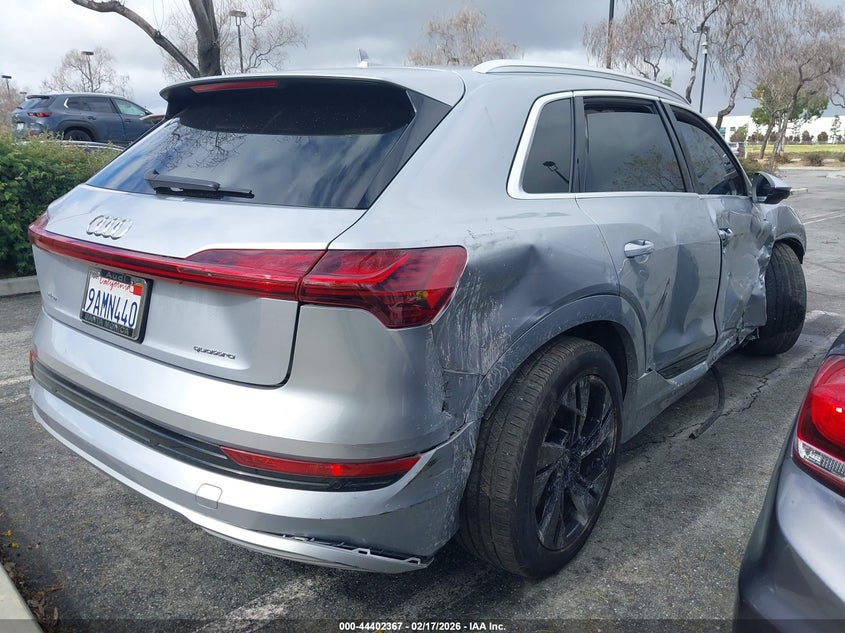 2022 Audi E-Tron Premium Quattro VIN: WA1AAAGE6NB020459 Lot: 44402367