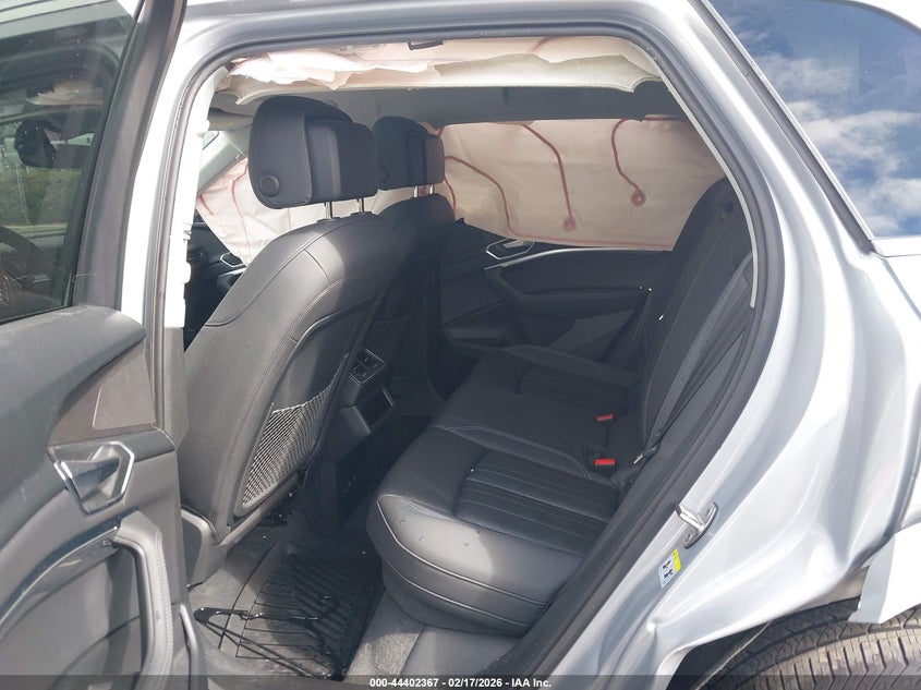 2022 Audi E-Tron Premium Quattro VIN: WA1AAAGE6NB020459 Lot: 44402367