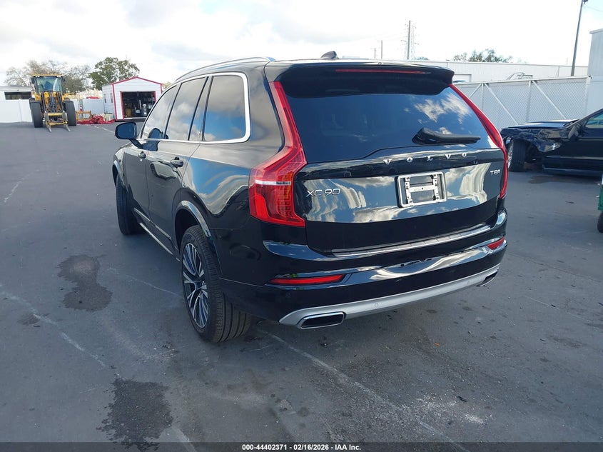 2020 Volvo Xc90 Hybrid T8 Momentum 6 Passenger