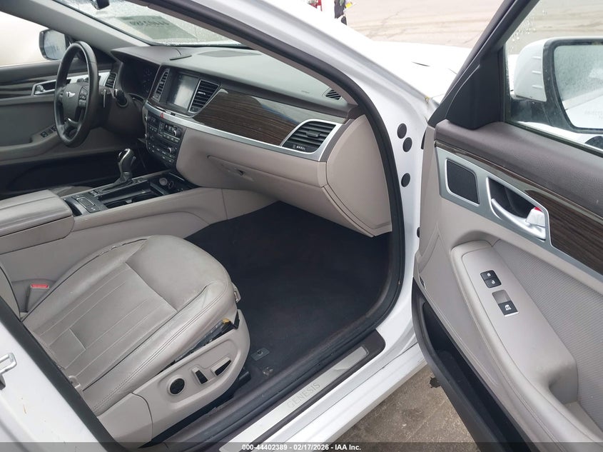 2016 Hyundai Genesis 3.8