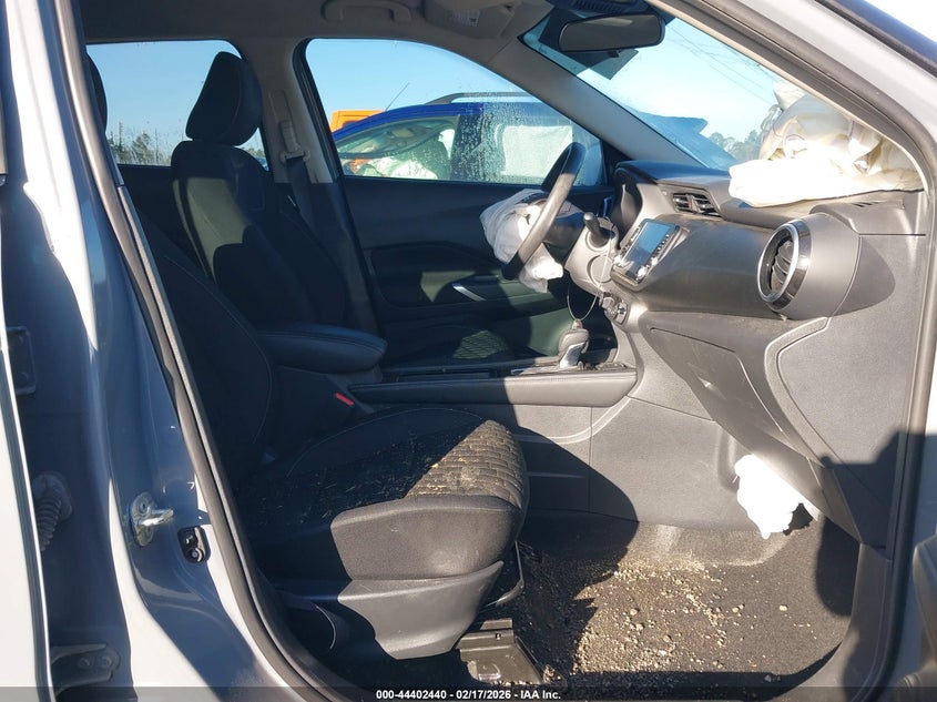 2021 Nissan Kicks Sv Xtronic Cvt