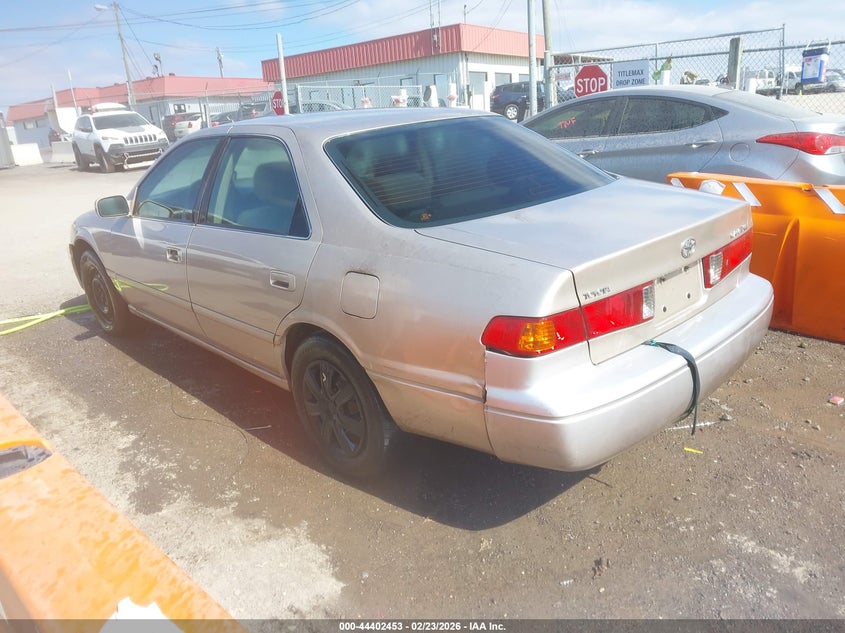 2000 Toyota Camry Le