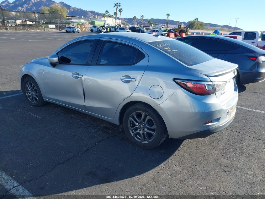 2019 Toyota Yaris Le