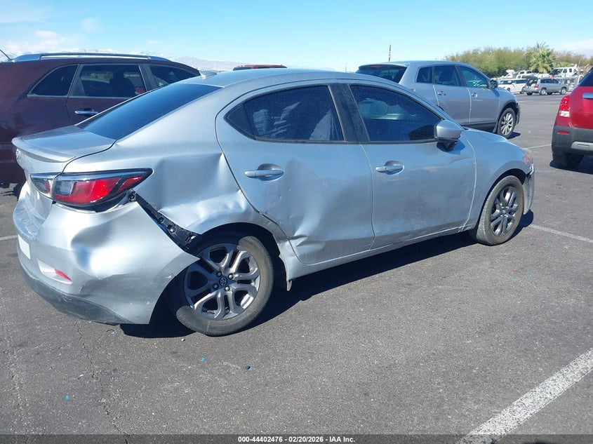 2019 Toyota Yaris Le