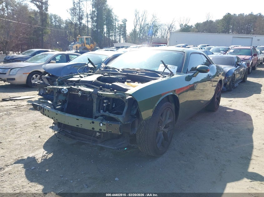 2022 Dodge Challenger Sxt