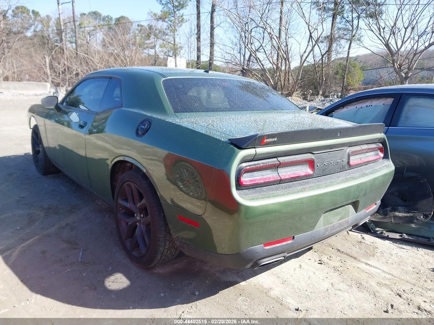 2022 Dodge Challenger Sxt