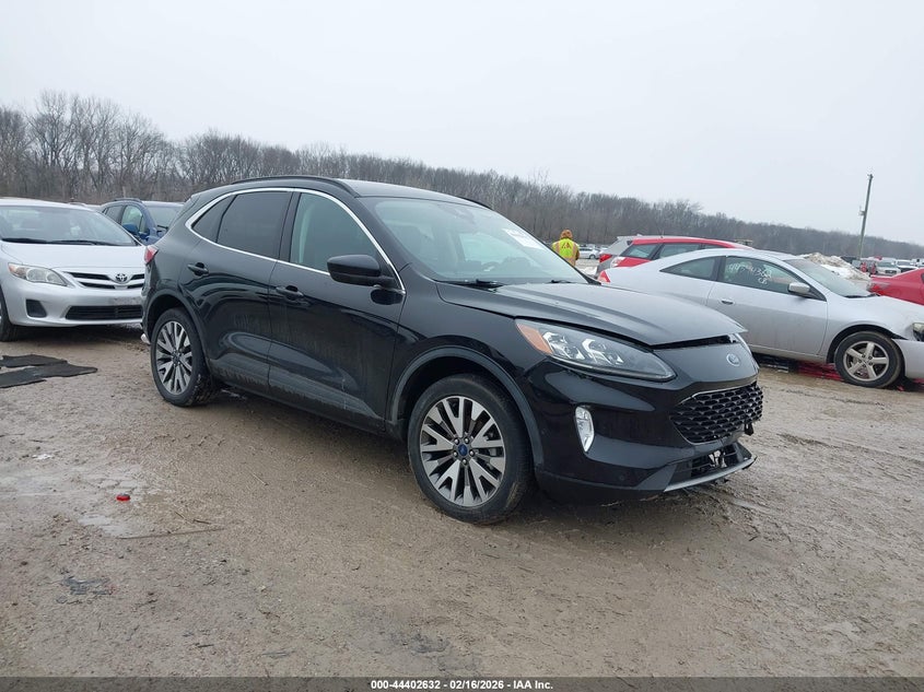 2021 Ford Escape Titanium Hybrid